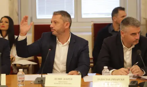 Парламентарната комисия по енергетика прие спирането на износа на горива от руски петрол от 1 януари - 1