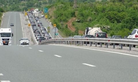 Километрично задръстване на АМ "Струма" - 1