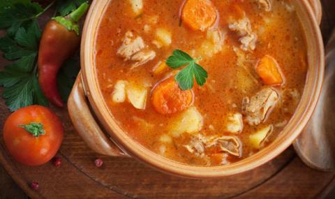 Рецепта на деня: Гъста телешка супа - 1