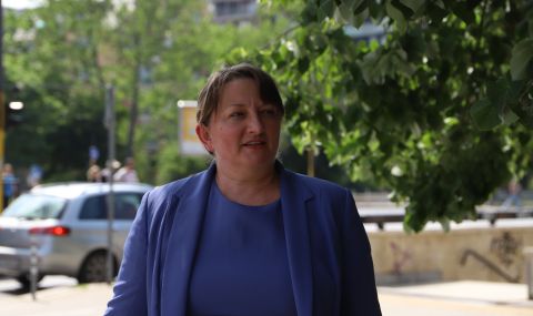 Бащата на Деница Сачева влезе в новата партия на Гешев Тя: Това се нарича свободен избор - 1