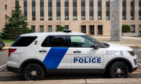 Застреляха съдия пред дома му в САЩ - 1