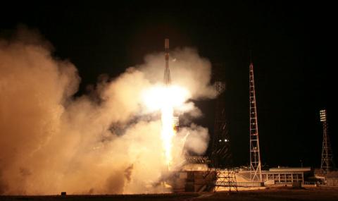 Русия успешно изстреля ракета към МКС - 1