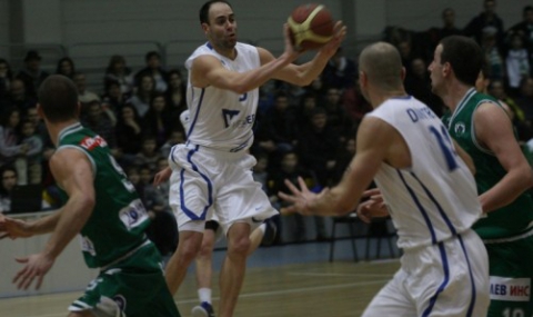 Баскетболният Балкан удари Черно море във Варна - 1