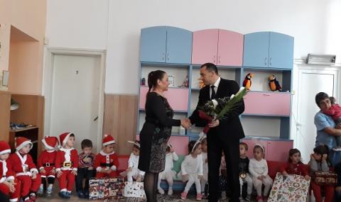 Коледа за малчуганите от Пловдив - 1