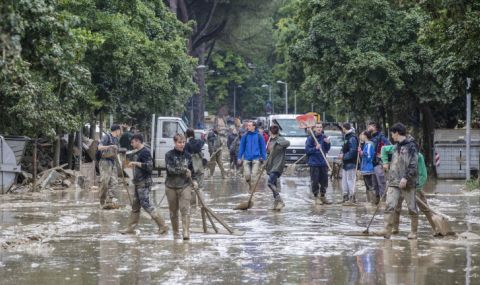 Правителството на Италия отпуска над 2 млрд. евро за възстановяване след наводненията - 1