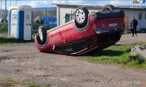 Обърнаха по таван автомобила на съдиите na футболен мач в България (СНИМКА) - 1