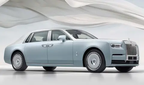 Rolls-Royce работи над 2 години по интериора на този Phantom - 1