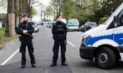 Задържаха ислямист, заподозрян за взривовете в Дортмунд - 1