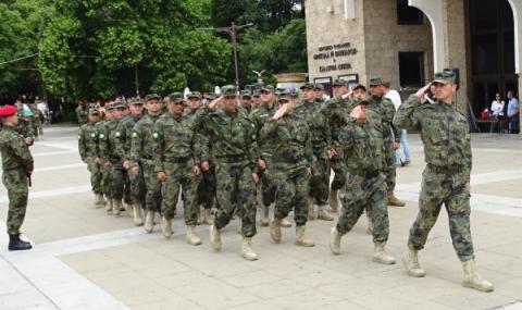Обсъждат вдигане на възрастта за служба в армията - 1