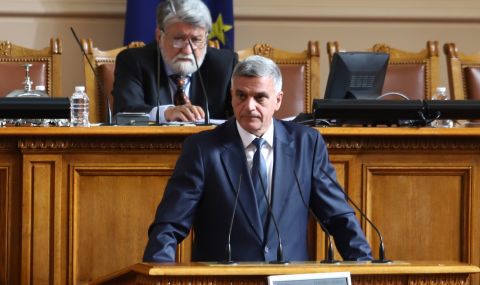 Янев: Народът ни изпрати в парламента, за да търсим решения за кризите, а не да го занимаваме със себе си  - 1