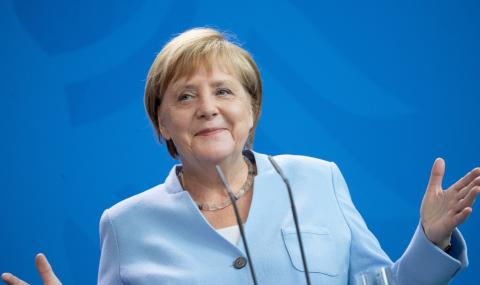 Меркел обвини Русия за разпада на ракетния договор - 1