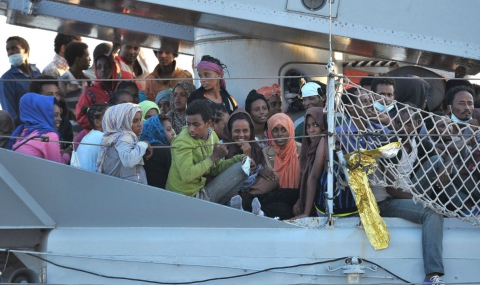 Десетки загинали при нова имигрантска криза в Средиземно море - 1