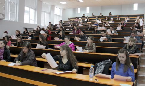 Новина от МС: Приемаме двойно повече студенти от РС Македония - 1