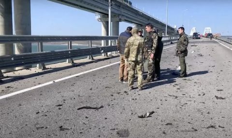Руските спецслужби може да са замесени в разрушаването на Кримския мост - 1