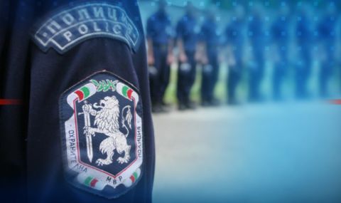 Служителите на МВР излизат на протест - 1