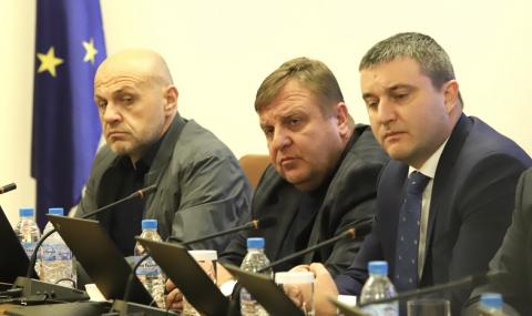 Отложиха милиардните проекти за армията заради COVID-19 - 1