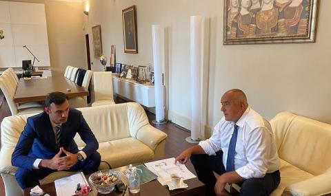 Борисов проведе среща с кмета на Бяла за брегоукрепително съоръжение - 1