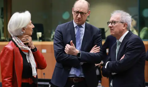 We will pay 600 million euros in membership fees to the European Stability Mechanism in the next 5 years  - 1