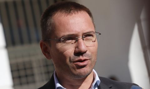 Джамбазки: Има за какво да бъде критикувано предишното правителство, няма спор - 1