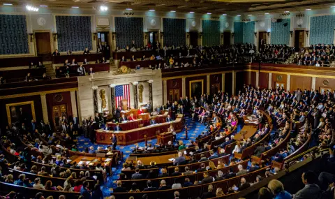 Очаква се дълго чаканата помощ за Украйна, Израел и Тайван да бъде одобрена от Конгреса на САЩ