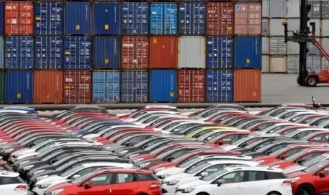 Империята отвръща на удара: Китай подготвя 25-процентно мито върху вноса на автомобили - 1
