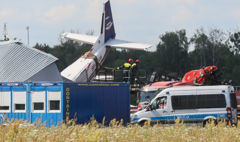 Катастрофа с малък самолет в Калгари: Шестима са загинали  - 1