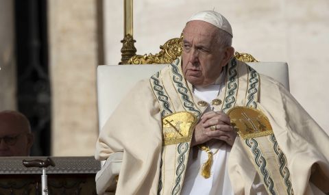 Папа Франциск: Отказът да се приемат мигранти е скандален и отвратителен - 1