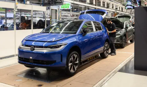 Първият VW ID.Polo слезе от поточната линия на модернизирания завод в Испания - 1