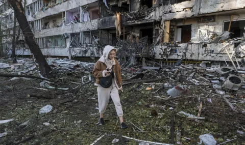 Anne Applebaum: If we don't help Ukraine, there will be more death - 1