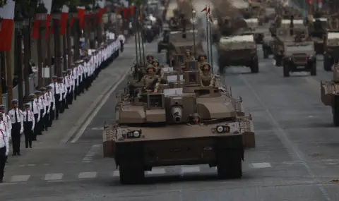 Макрон обяви въвеждането на доброволна военна служба във Франция - 1