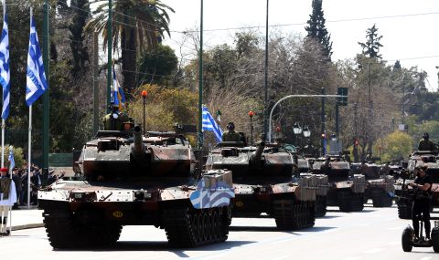 Турците, задържани в Гърция да снимат военни обекти с дрон: Ние сме само туристи - 1