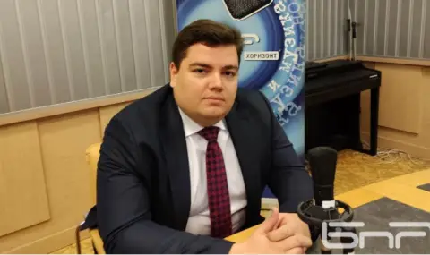 Стою Стоев: Спекулация е, че Василев се опитва да се освободи от хората около Петков - 1