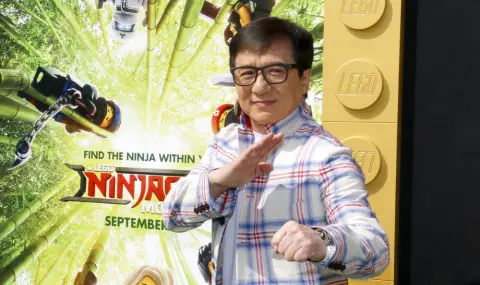 Джеки Чан: Нямаше да ме има, ако имаше изкуствен интелект, когато бях млад - 1