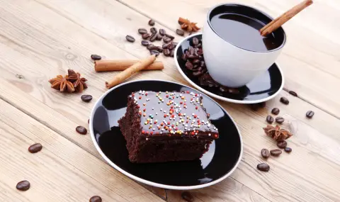 Рецепта на деня: Сиропиран кекс с кафе - 1