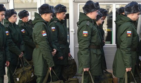 Русия може да привлече до 400 000 души в армията  - 1