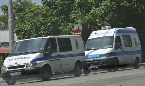 За над 5 милиона лева: МВР купува 29 микробуса за специални полицейски операции в София - 1