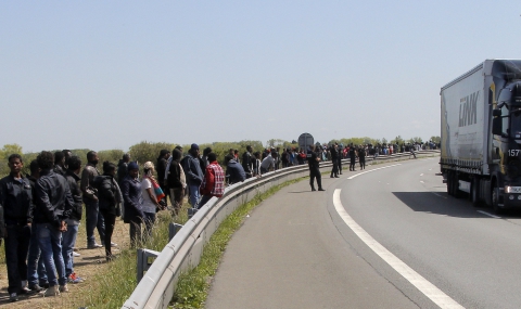 Още 788 имигранти пристигат в България - 1