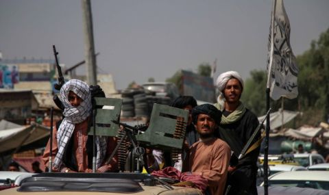 Талибаните забраниха на жените да работят в неправителствени организации - 1