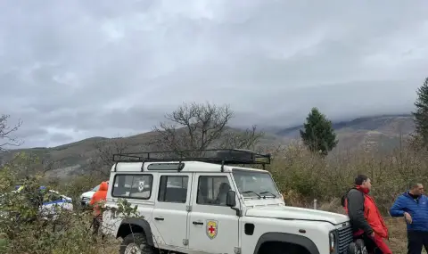 Спасиха чужденци край Боянския водопад, тръгнали без екипировка