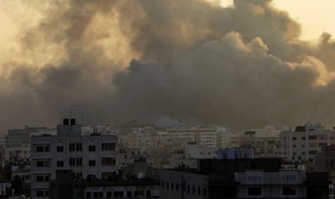 "Хамас" обвини САЩ и Джо Байдън за израелската атака над бежанския център в Газа - 1