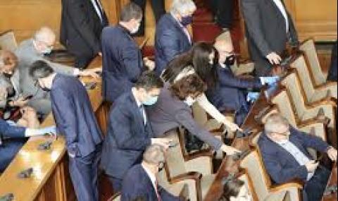 Избират зам.-омбудсман, гласуват 10-годишна давност за частните задължения - 1