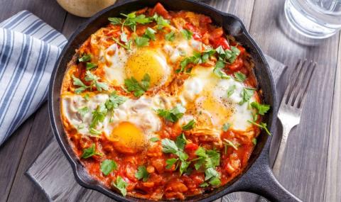 Рецепта на деня: Шакшука или яйца по арабски - 1