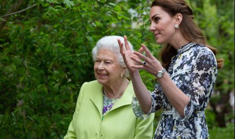 Елизабет II подготвя Кейт за кралица - 1