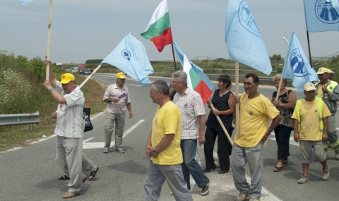 Протестиращи блокираха пътища край Шумен - 1