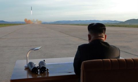 Напрежение! Ким Чен-ун разпореди да се разработят нови междуконтинентални балистични ракети и да се увеличи ядреният арсенал  - 1