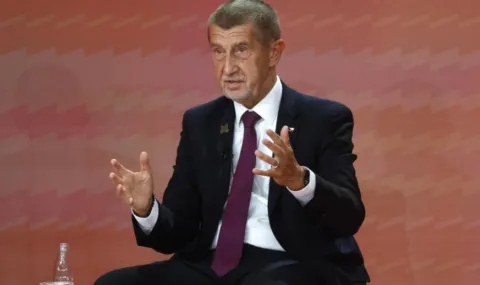 Чешкият премиер Андрей Бабиш пристига в София