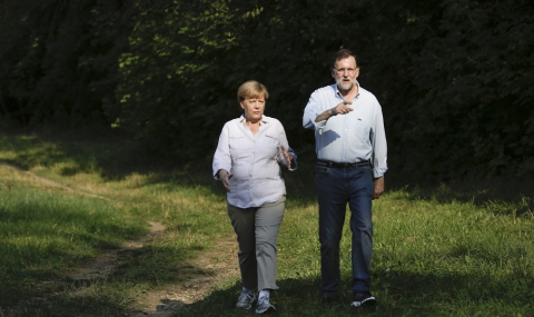 Меркел: Тези, които не са бежанци, да се върнат в родината си - 1
