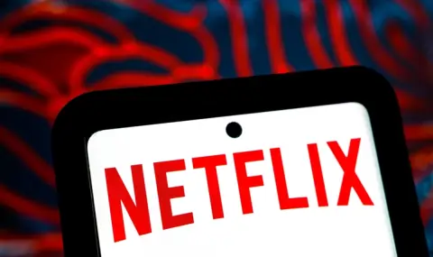 44-ма са с хранително натравяне след снимки на Netflix в прочутата Елбфилхармония в Хамбург  - 1