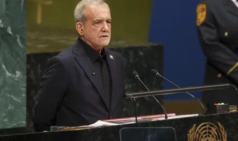 Pezeshkian: Iran will not give up on dialogue with the US - 1