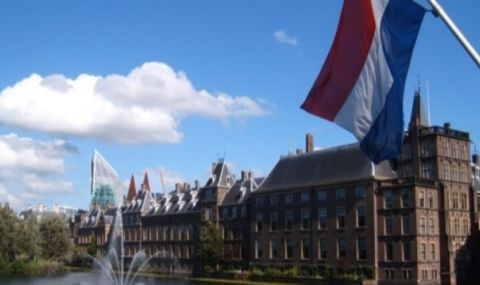 Нидерландски съд разпореди на правителството да отмени вечерния час  - 1